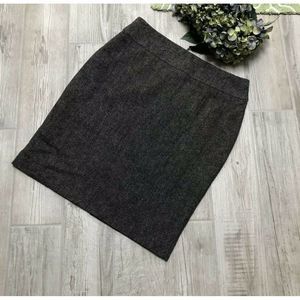 Cabi Pencil Skirt Wool Gray Tweed Size 4